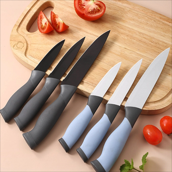 Are Plastic Handle Knives Safe to Use?