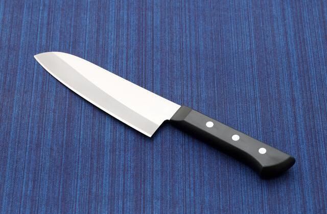 Why Are Damascus Knives So Amazing?
