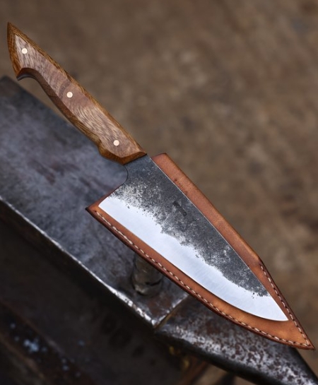 How to Choose a Chef Knife for Everyday Use?