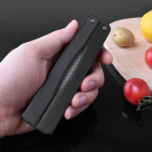 How to Choose a Kitchen Knife Based on Blade Material_1