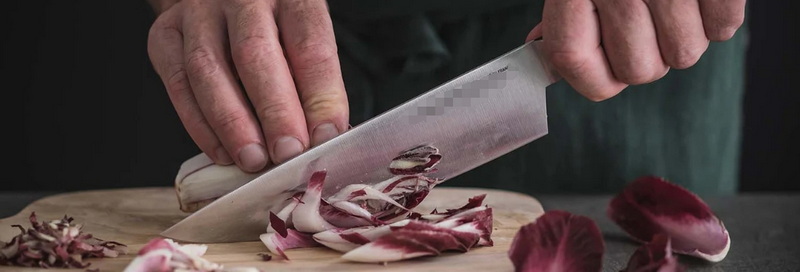 How to Choose Between a Japanese and Western Chef Knife_1