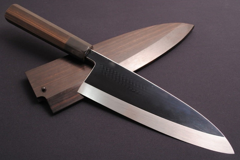 What Is the Best Way to Sharpen a Knife Set at Home
