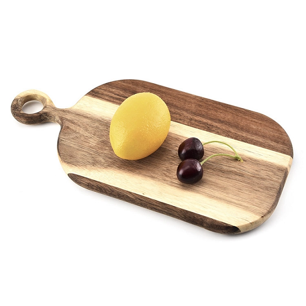Can You Sanitize Your Cutting Board Properly to Prevent Foodborne Illnesses?