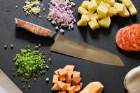 static/picture/How-Are-Expensive-Cooking-Knives-Made-Forged.jpeg