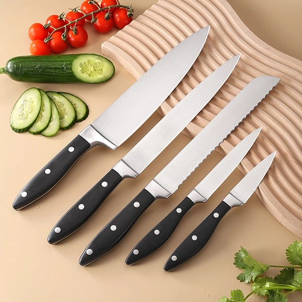 How to Select the Ideal Kitchen Knife Set?