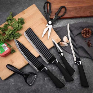How to Choose a Chef Knife Based on Blade Material_2.jpeg