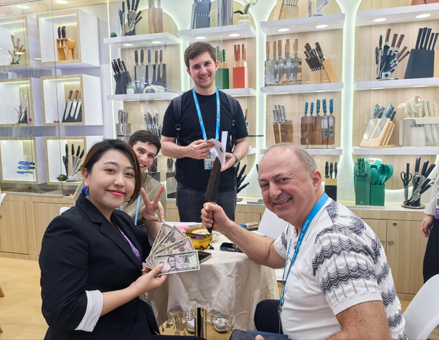 Insight Knife in 139th China Canton Fair